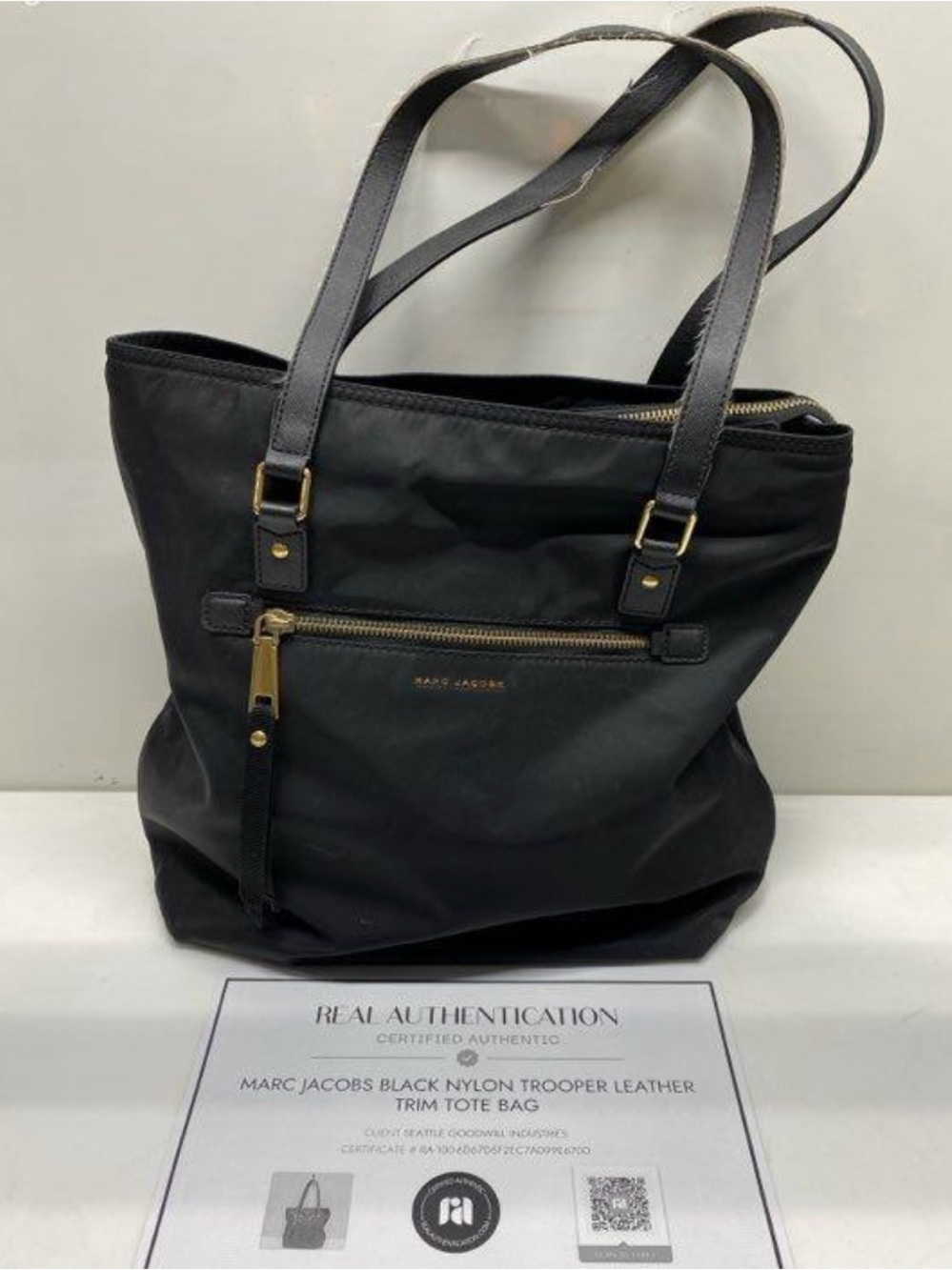 Marc Jacobs authenticated Black Nylon Trooper Leather Trim Tote